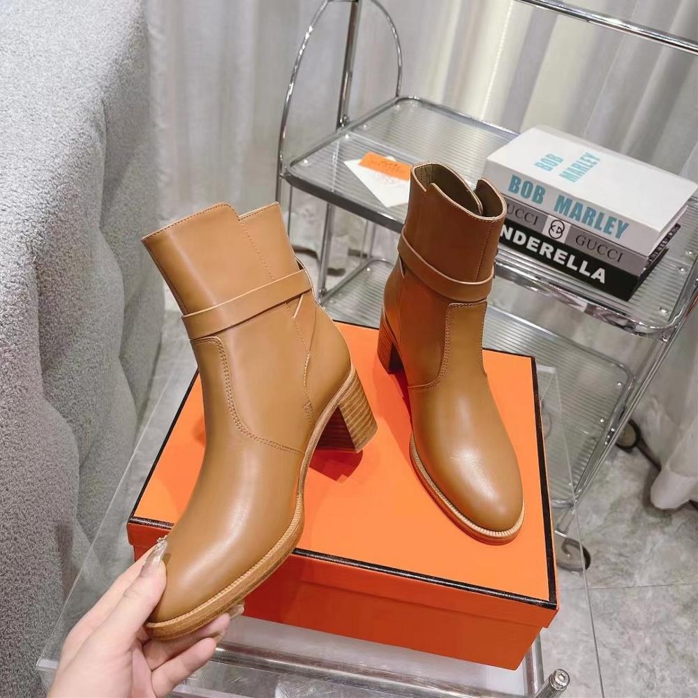 What sets the Hermes Kelly Short Boots apart from other boots is their impeccable craftsma