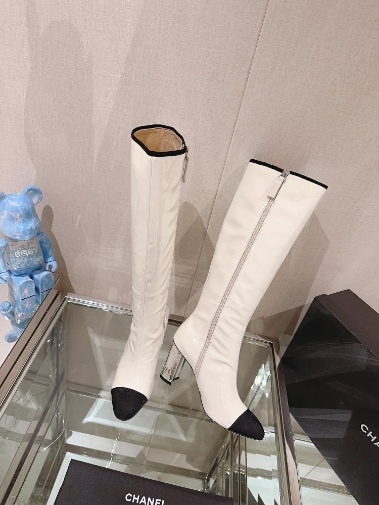 Xiaoxiang Chanel Autumn and Winter Metal High Heels Lacquer Leather BootsThere are really