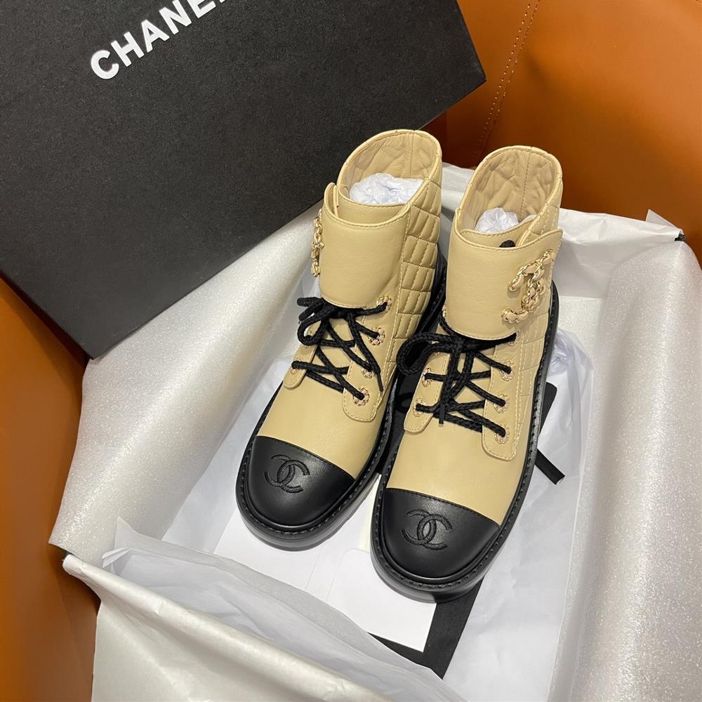 Chanel  autumn and winter new models essential travel items for MM exclusive customizat