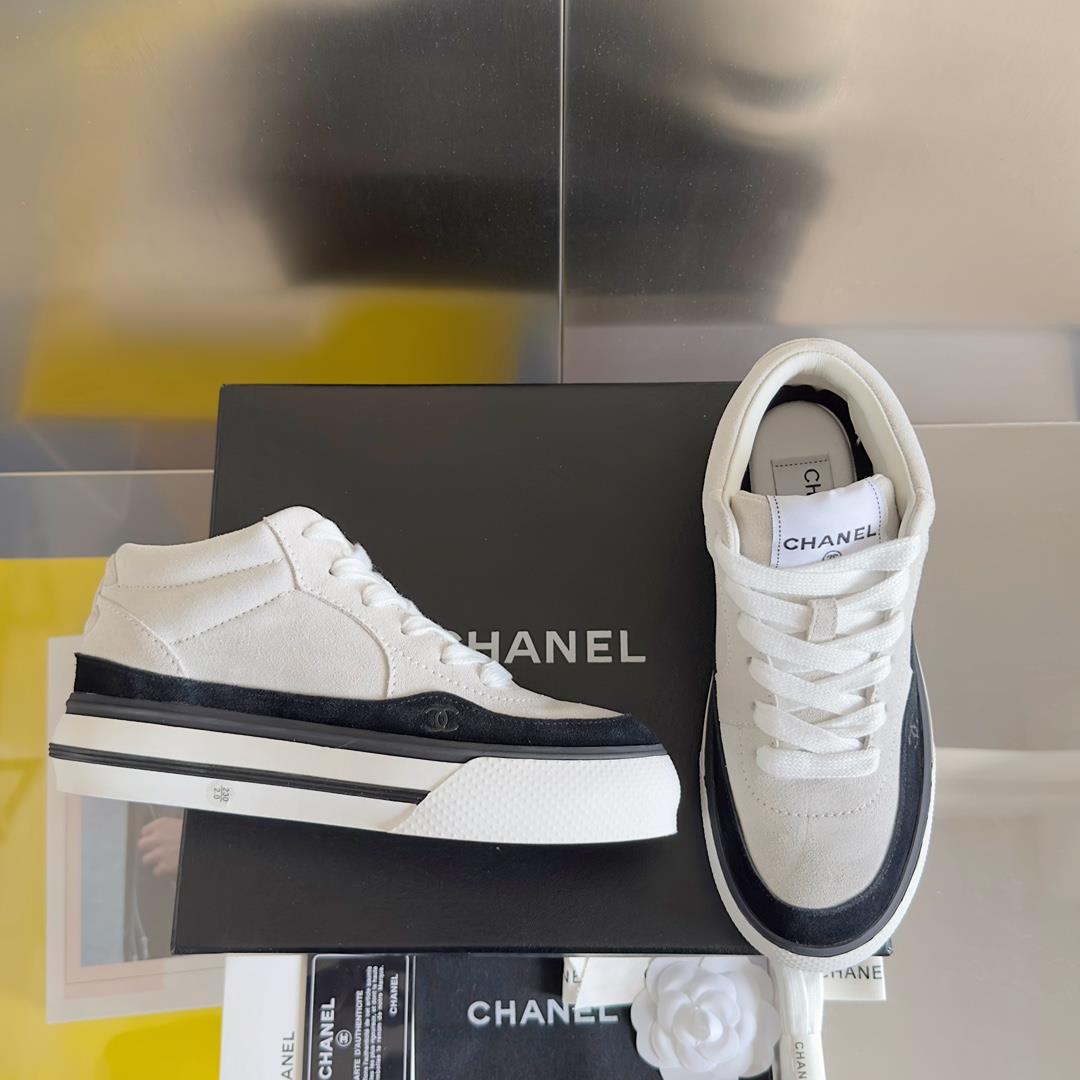 Top version Chanel Chanel 23B Panda Color Sneaker Xiaoxiang Casual Sports Shoes Thick Sole