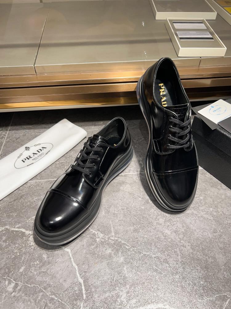 Prada Family Chelsea Mens Shoe Super A Goods This Chelsea shoe is equipped with an air