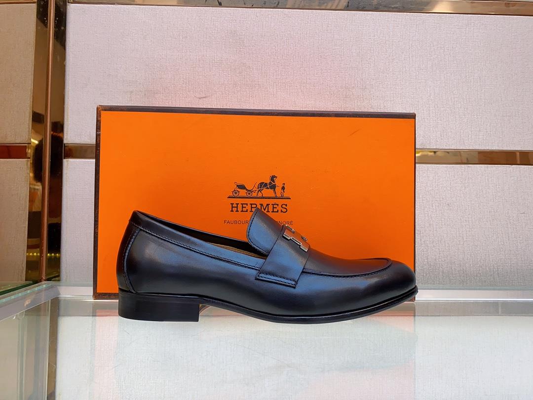 The latest Slipon shoe of Hemes Family Love Horse leather outsoleThe elegant gentleman st