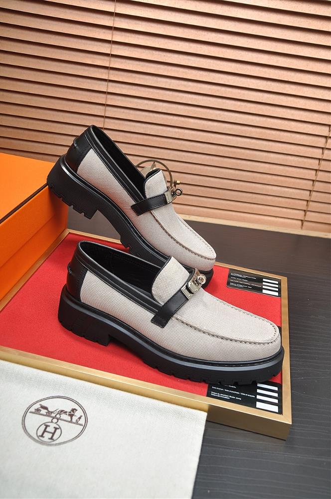 Furthermore the Hermes mens shoes with cowhide lining are a testament to the brands com