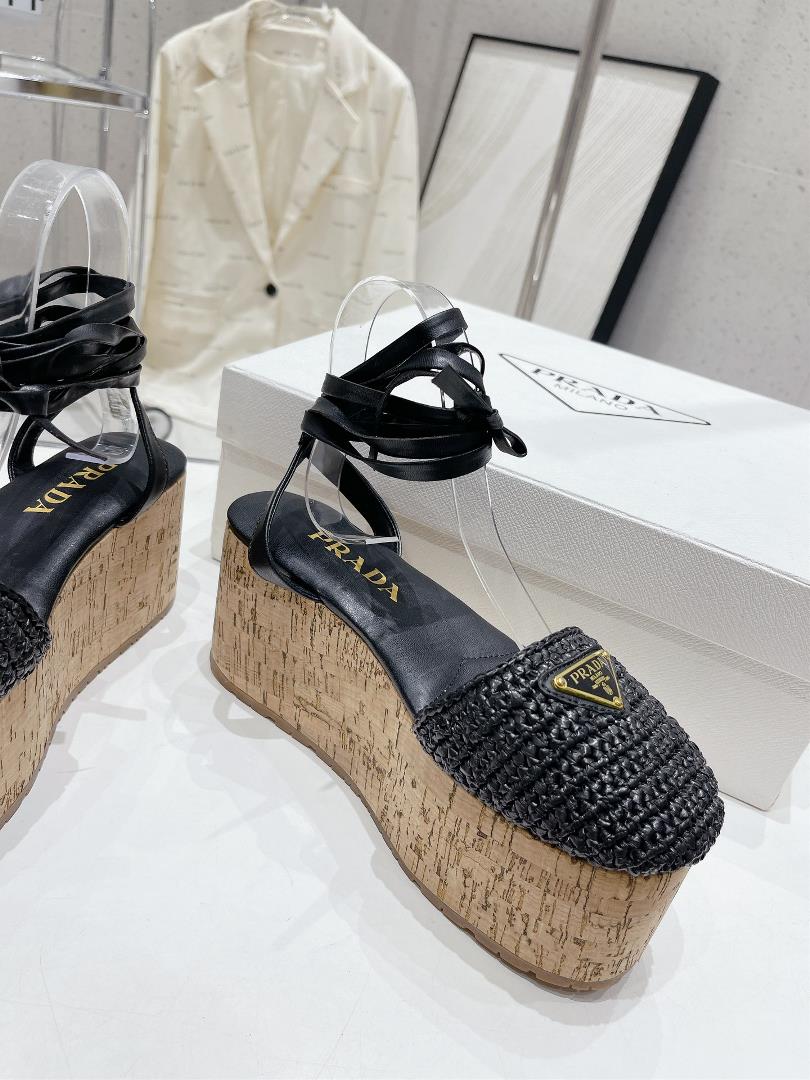 The latest original prada Prada new roman woven wood grain thick soled sandals are release