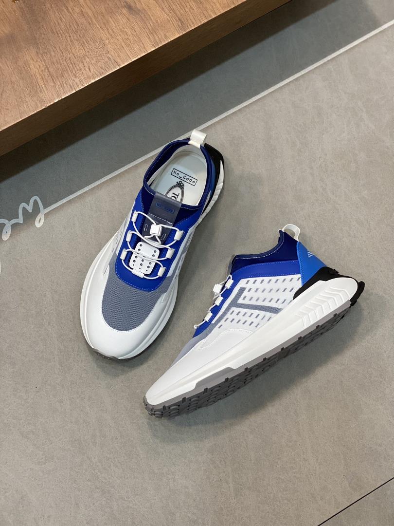 Tods leather sports fabric fabric sneakersThis sneaker blends sportsmanship with classic