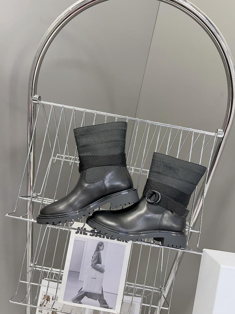 Dior Classic Autumn and Winter Knight Boots featuring a variety of celebrity internet cel