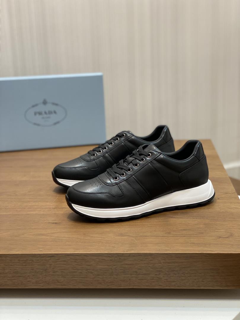 Prada High quality original orderPerfect stitching of the original Napa calf leather upper