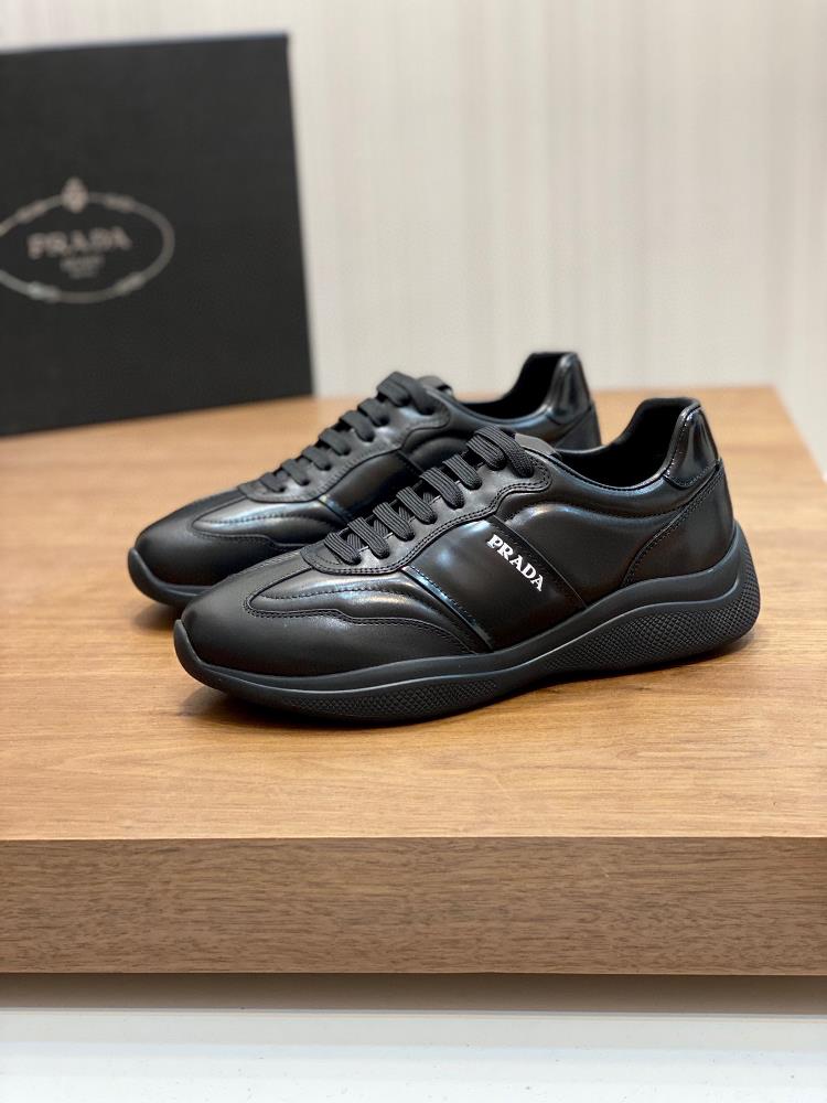 420 Prada AutumnWinter Leather Lining Mens Lace Up SneakersTop quality imported Napa cowhide upper