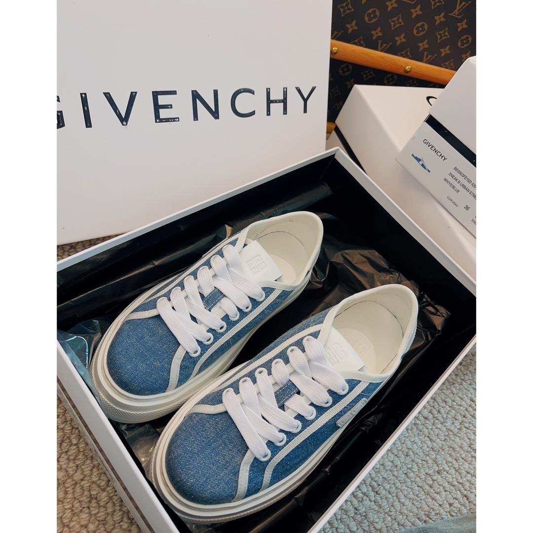 Lovers Givenchy Givenchy 23vs Hot Spring Summer Thick soled Casual ShoesThe new black horse item for