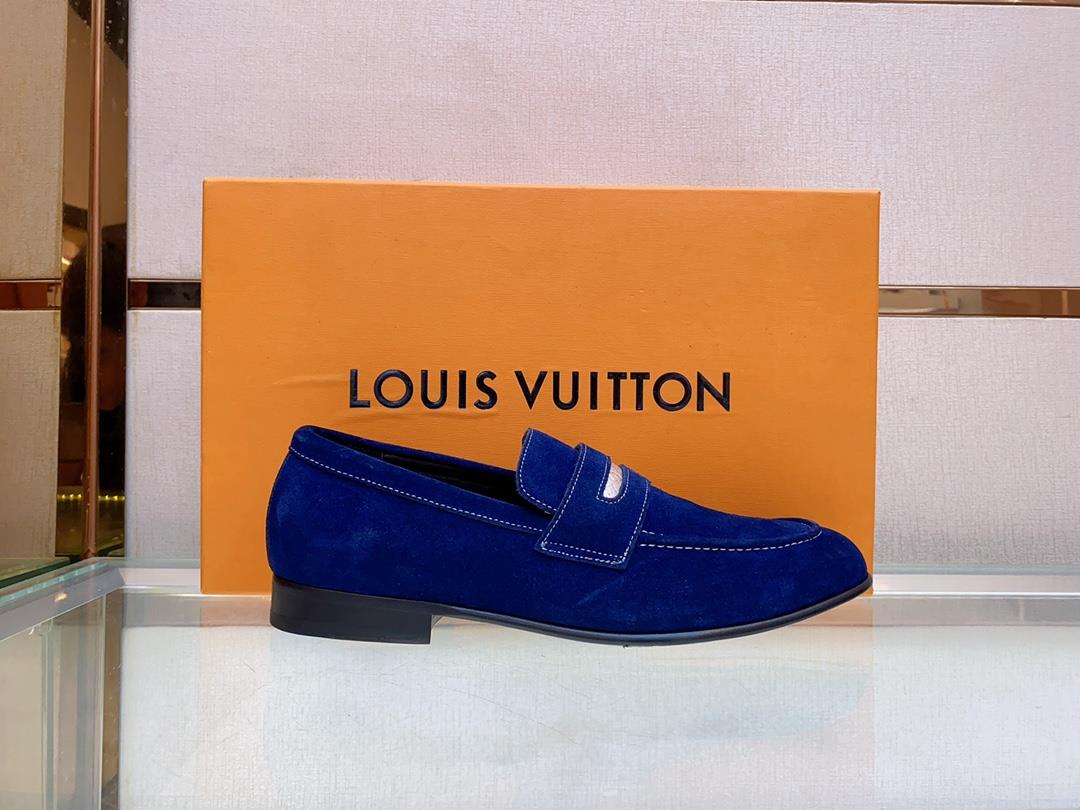 Lv brand  leather outsole SAINT GERMAN Slipon shoe This Slipon shoe leather shoes use imported