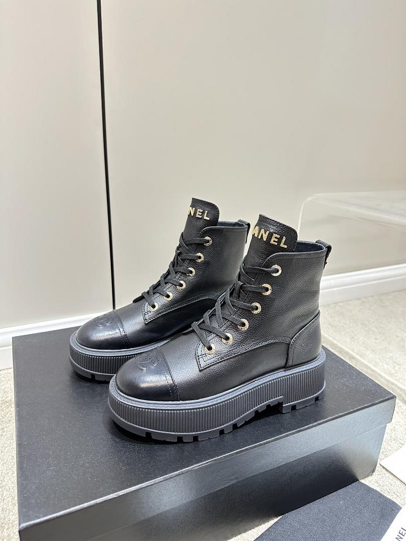 chanel lychee patterned motorcycle boots new motorcycle boots are made of imported lychee