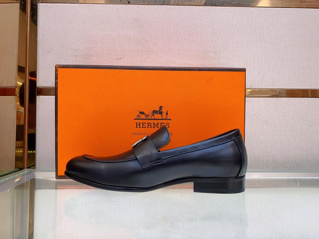 The latest Slipon shoe of Hemes Family Love Horse leather outsoleThe elegant gentleman st