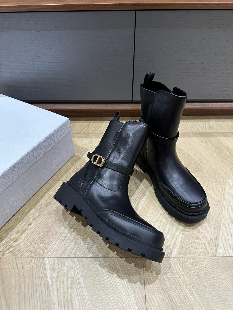 CD New Bee Short Boots Small Cow Face Cow Lining Source Sole Size3536373839 Order 40TagName Dior BootsTagId 20970740  professional luxury fash