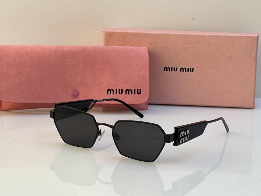 Miu MiS MU 53W Size 58 18 140 TagName Miu Miu  TagId 6499579  professional luxur