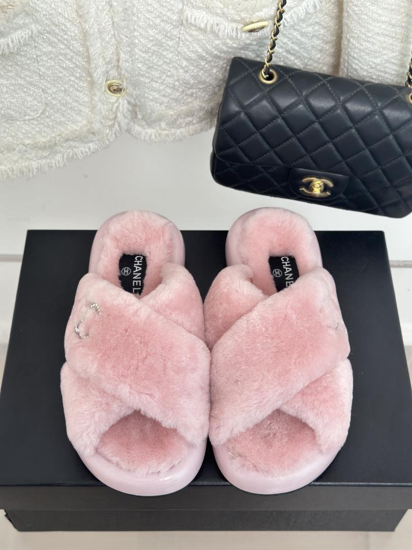 factory price chane xiaoxiang classic double c cross haired slippers to rush to wear a se