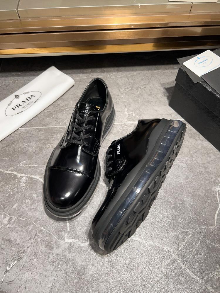 Prada Family Chelsea Mens Shoe Super A Goods This Chelsea shoe is equipped with an air