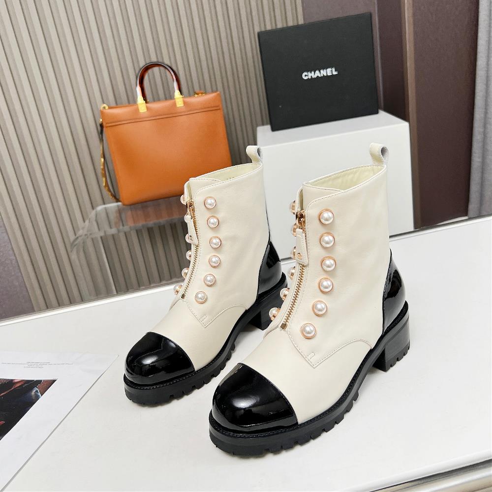 Factory price CHANEL The highest version on the market for Chanel The original development of pearl zipper short boots 23ss the latest fashionable