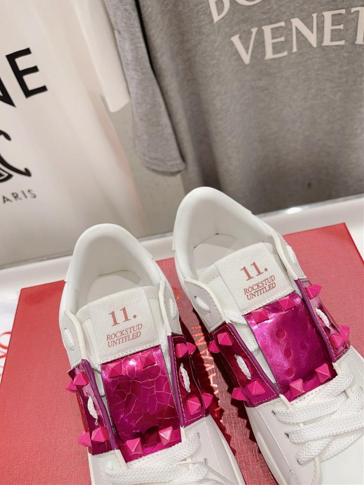 Top level version  Valentino New Casual Little White Shoes Hot Diamond Valentino Water Dia