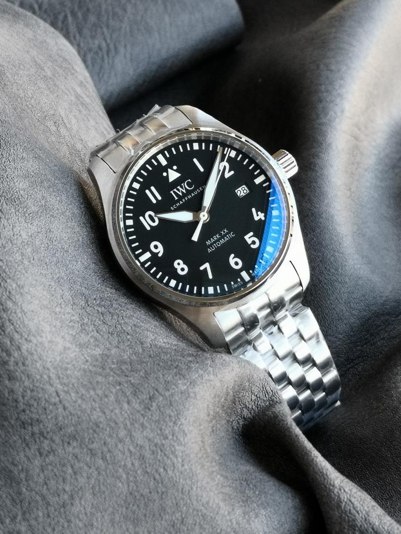 V7 fresh recommended IWC IWC Schaffhausen pilot series IW 328202 wristwatch fine steel ca