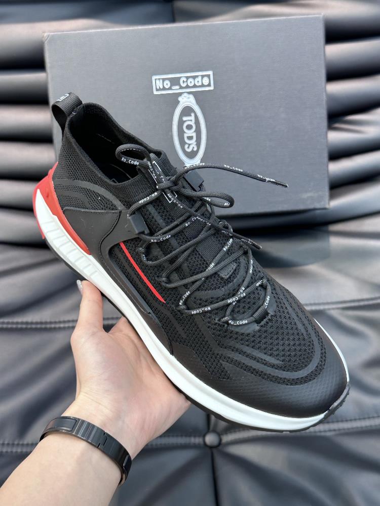 Tods mens casual jogging shoes are made of imported fly weave technology fabric comforta