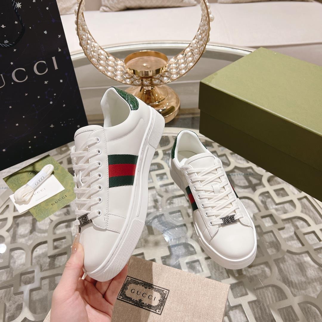 guccis latest Ace series Pro edition small white shoesThe original purchase and developme