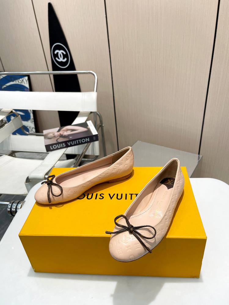 LV Louis Vuitton New Presbyopia Bow Ballet Flat Sole Single Shoe Embossed Shallow Cut Shoe