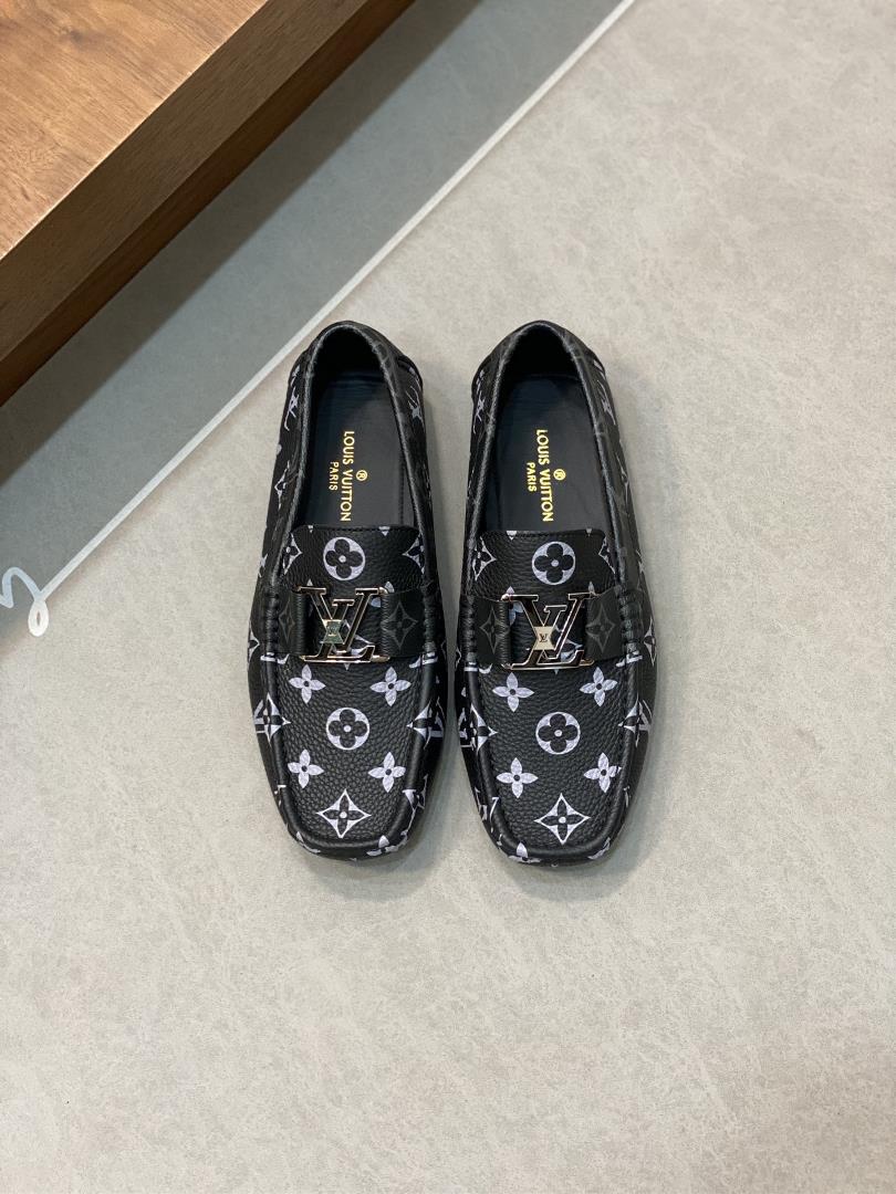 Louis Vuitton LUXEMBOURG SAMOTHRACE series of bean shoes made a remarkable debut on the spring and