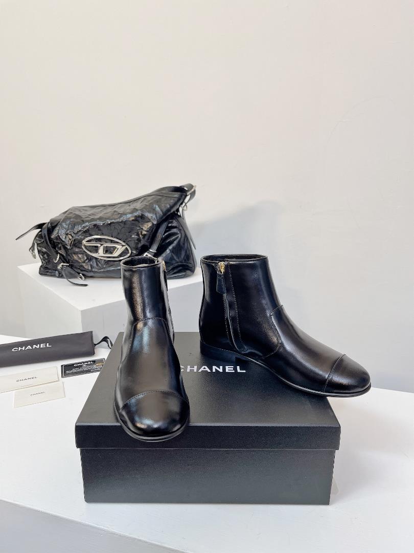 chanel 23A New Short BootCute and adorable Mary Jane design original mold hardwareThe upper is lin