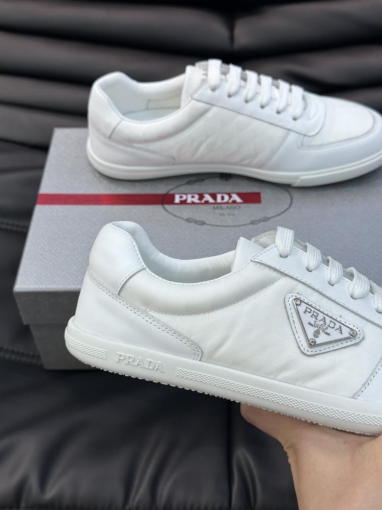 Prada mens highend boutique simple casual sports shoes made of leather and nylon crea