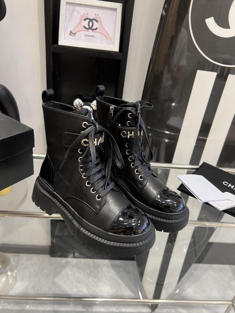 agent purchase level 23ss Chanel new autumn and winter short boots high version shipped with heavy industry to create fashionable styles Little Red