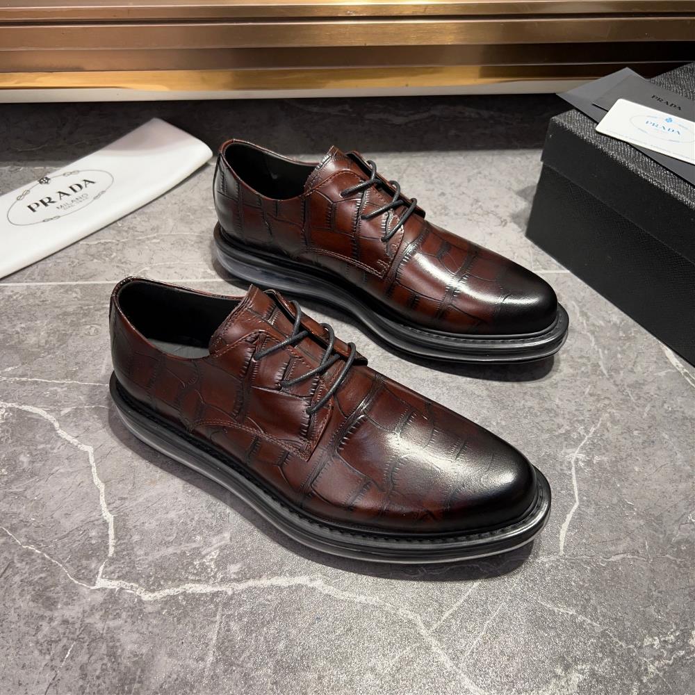 prada Family Chelsea Mens Shoe Super A Goods This Chelsea shoe is equipped with an air c