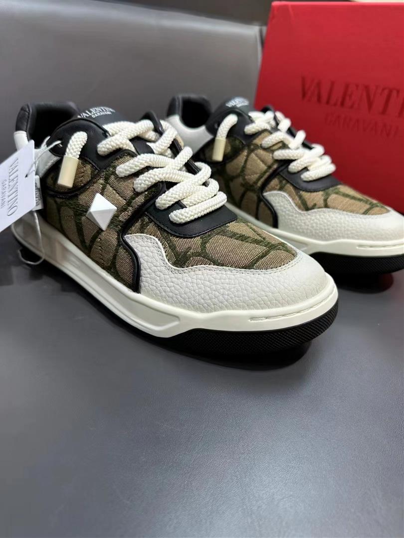 Valentino High quality original orderUpper Brand Denim Cloth Shoe Body Nailing Pure Hand W