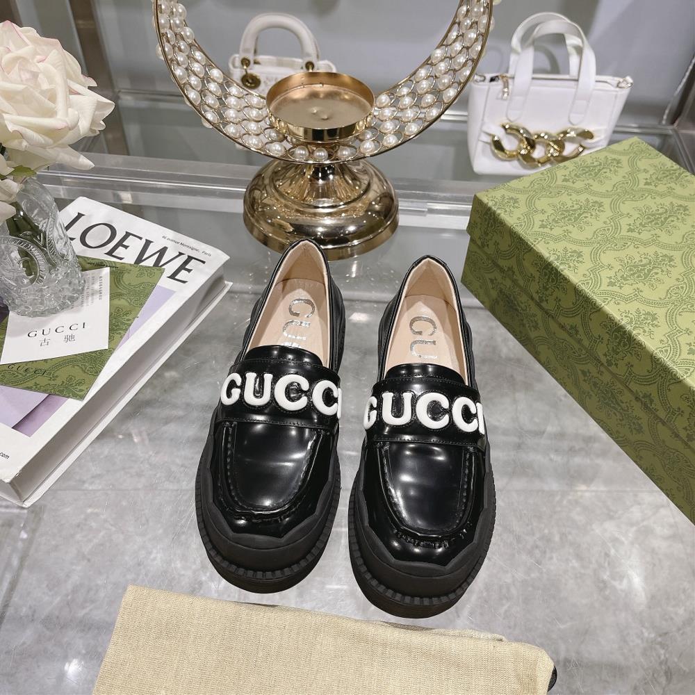 Gucci shoes Lefu shoes  these two brands represent the epitome of luxury and style in th