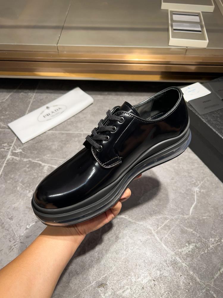 Prada Family Chelsea Mens Shoe Super A Goods This Chelsea shoe is equipped with an air