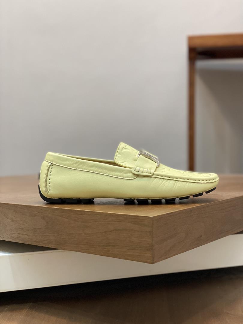 Louis Vuitton LUXEMBOURG SAMOTHRACE series of bean shoes made a remarkable debut on the s