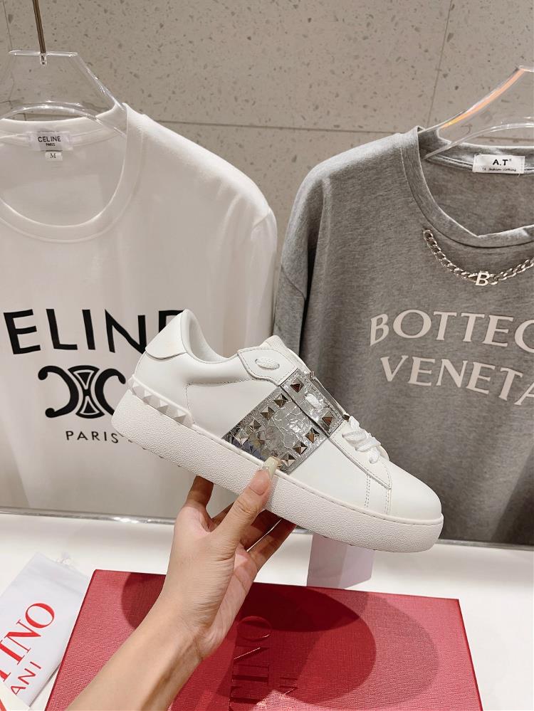 Top level version Valentino New Casual Little White Shoes Hot Diamond Valentino Water Diam