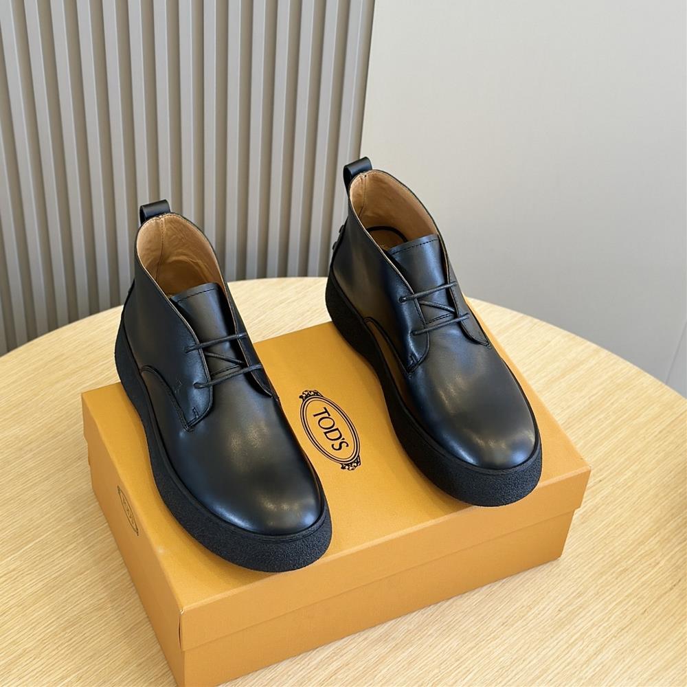 Tods mens shoes are known for their timeless style exceptional craftsmanship and luxur