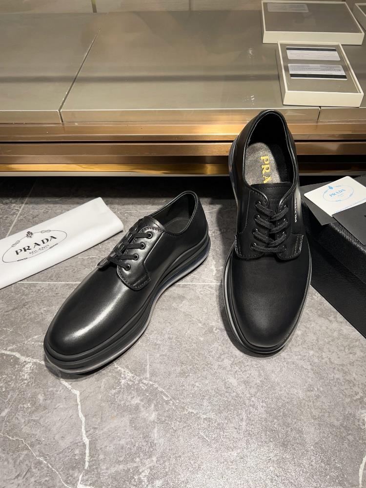 Prada Family Chelsea Mens Shoe Super A Goods This Chelsea shoe is equipped with an air c