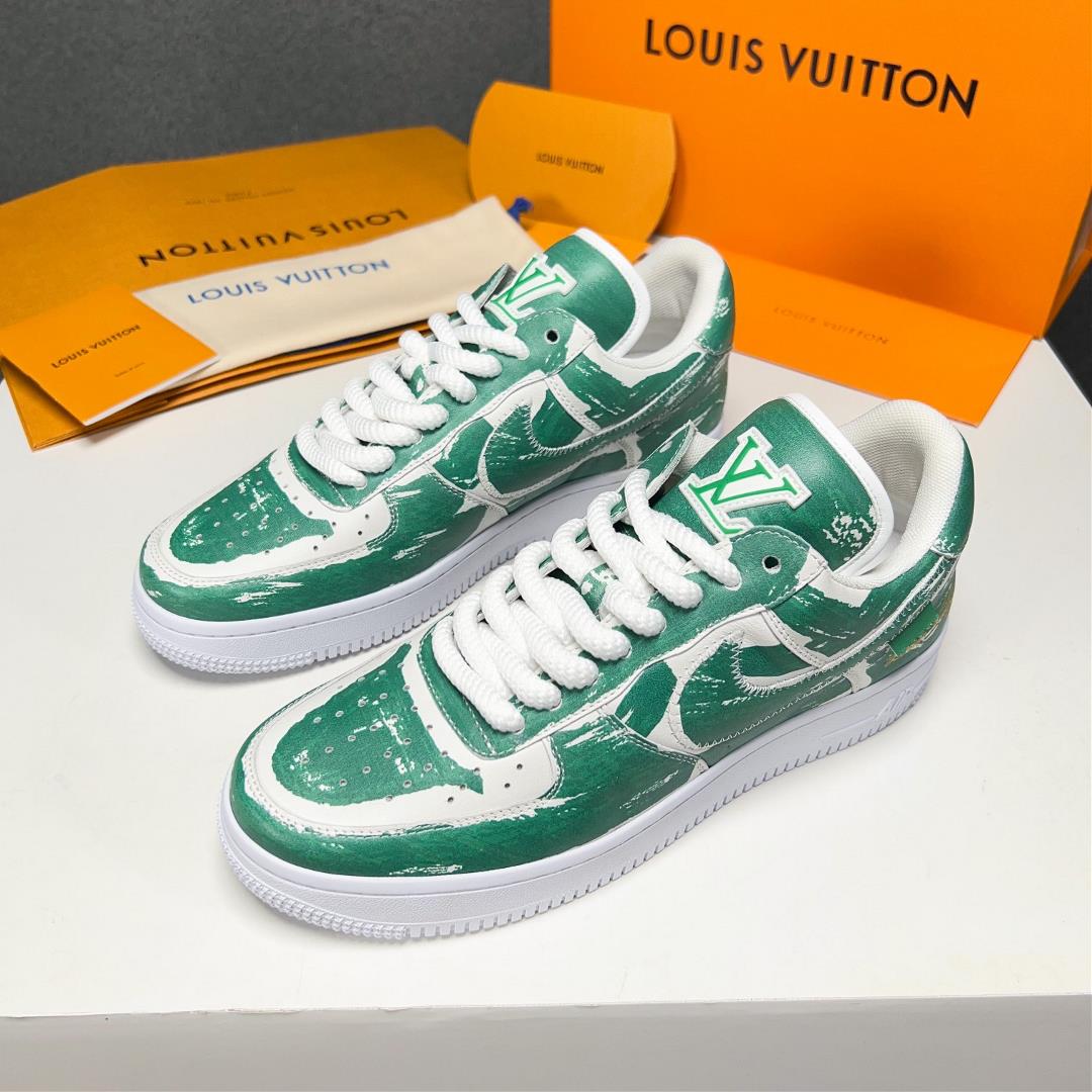 The new lvAF1 Dreamy Co branded Air Force One highend mens sports and leisure shoesOri