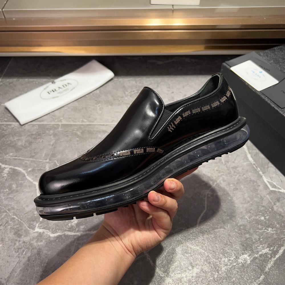 prada Chelsea Mens Shoe Super A Goods This Chelsea shoe is equipped with an air cushione