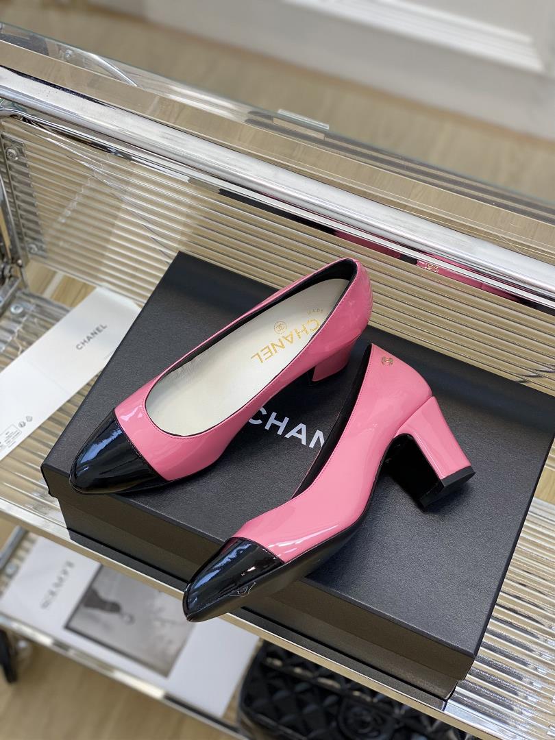 Chanel 23C Early Autumn Collection Mary Jane Single ShoeI really fell in love at first gla