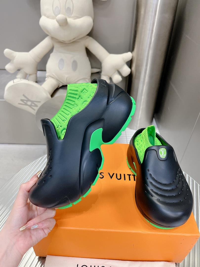 The shoe that debuted in the 2023 fashion show is named Louis Vuitton Shark Clog The shell mat