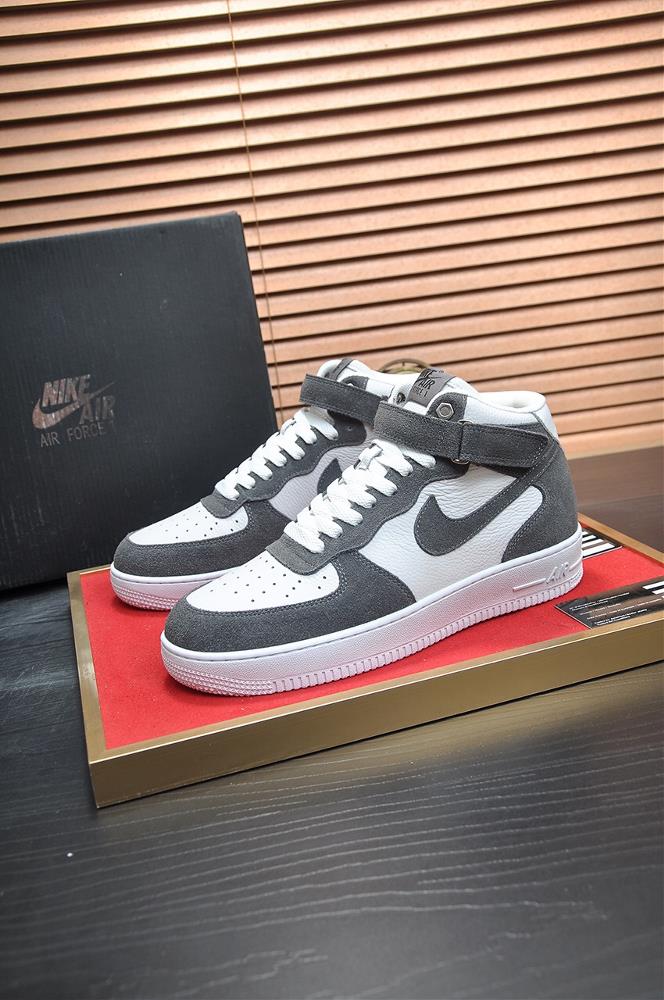 The Nike Air Force 1 Plus Maoli Couples Air Force One High Top Low Top Full Series Sports Board Shoes are made of specially supplied NAPPA leather ma